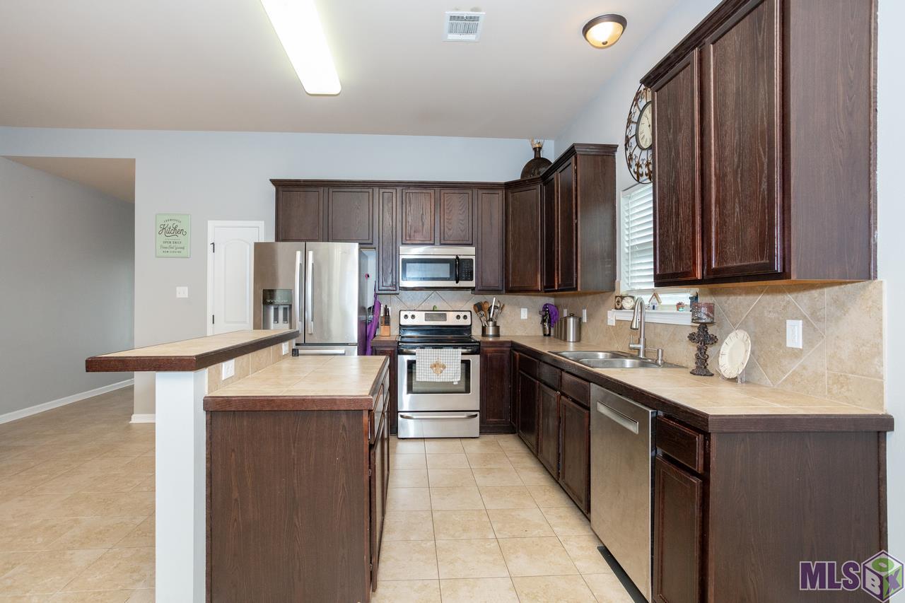 42300 Devall Road Prairieville, LA 70769 - Photo 8 of 17 Gallery Image 8