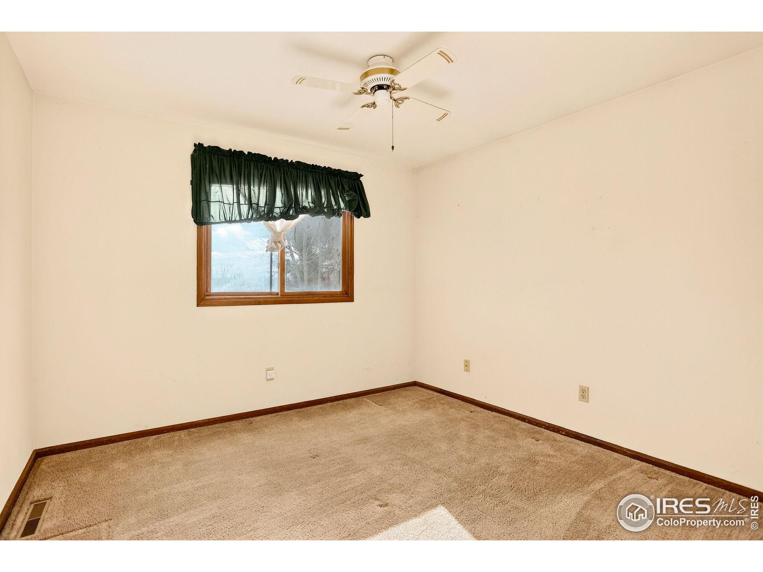 809 Jay Place Berthoud, CO 80513 - Photo 14 of 31 a view of an empty room