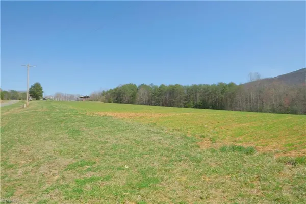 $119,900 | 3 Old Mill Road, Pinnacle, NC 27043
