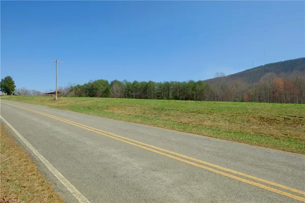 $119,900 | 3 Old Mill Road, Pinnacle, NC 27043