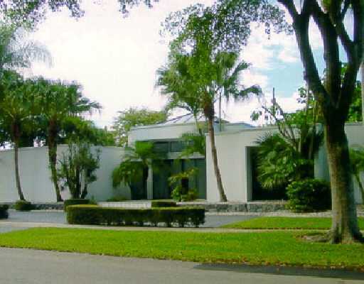 2917 Banyan Blvd Circle Northwest Boca Raton, FL 33431 - Photo 1 of 1 Primary Photo