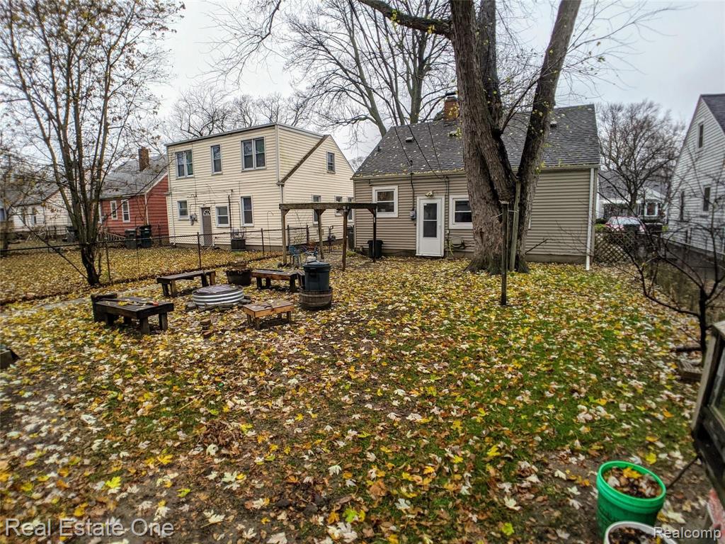 24501 Union Street Dearborn, MI 48124 - Photo 20 of 20