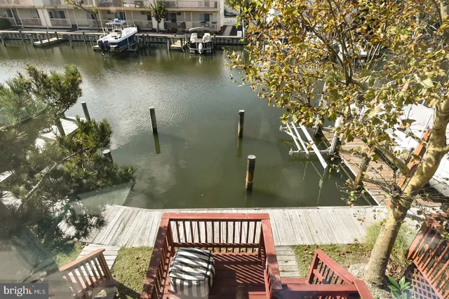 $2,400 | 135-8 Newport Bay Drive, Unit 8, Ocean City, MD 21842