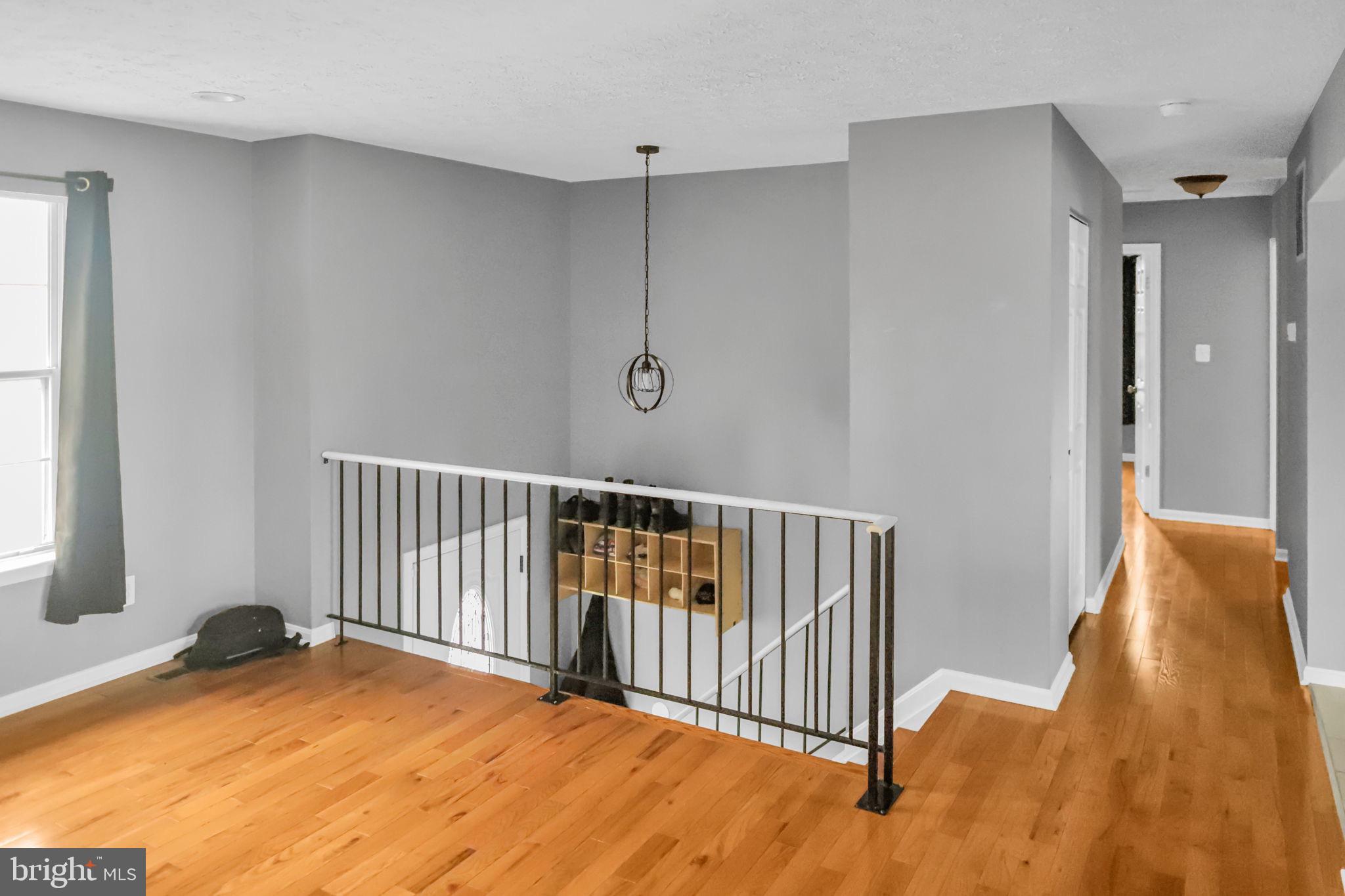 7711 Harmans Road Hanover, MD 21076 - Photo 4 of 19