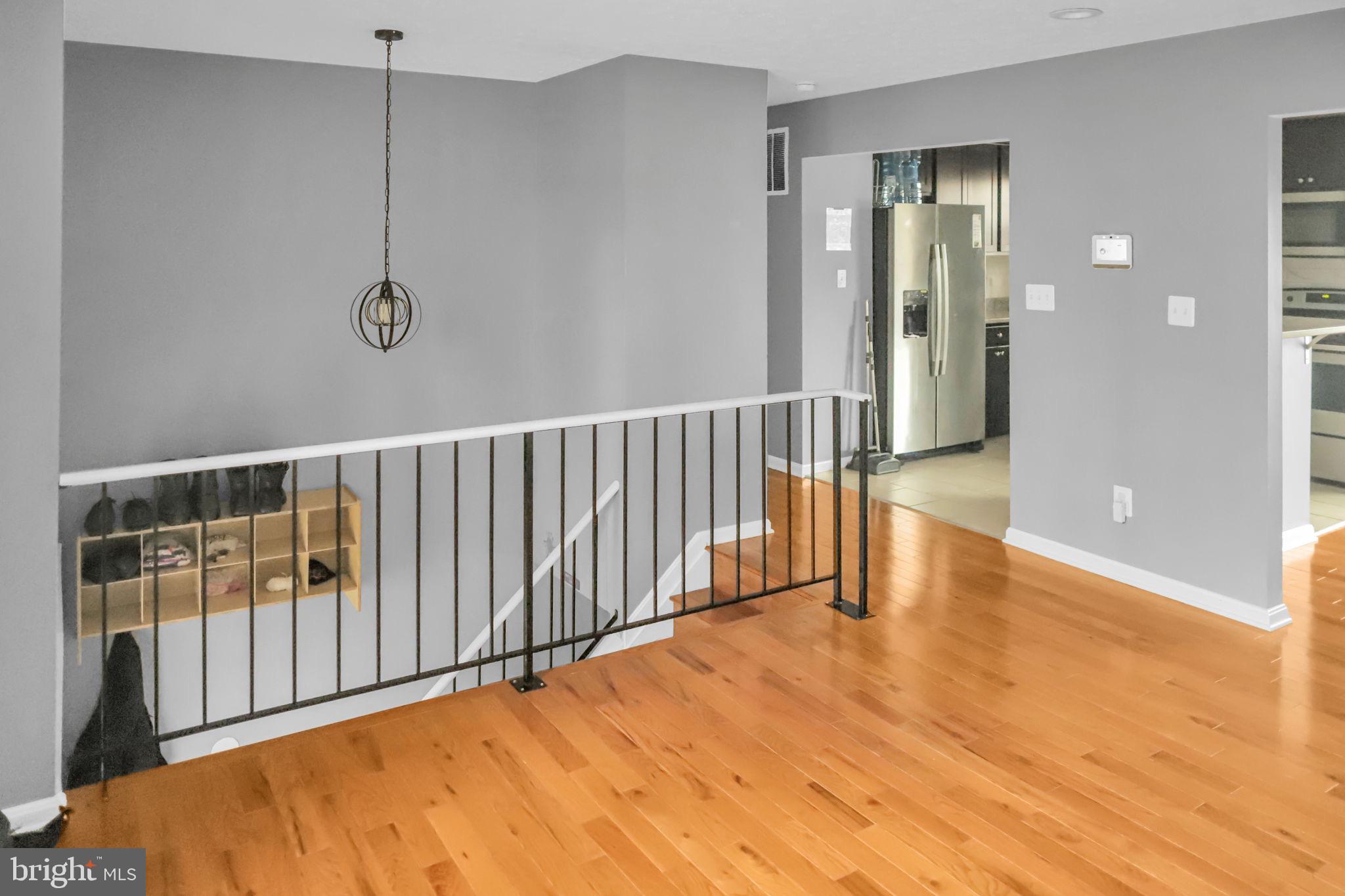 7711 Harmans Road Hanover, MD 21076 - Photo 5 of 19