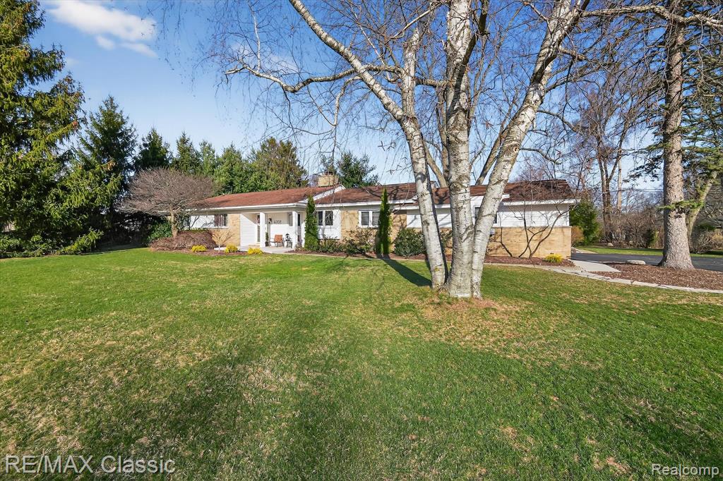 4731 Pickering Road Bloomfield Hills, MI 48301 - Photo 4 of 70 Gallery Image 4