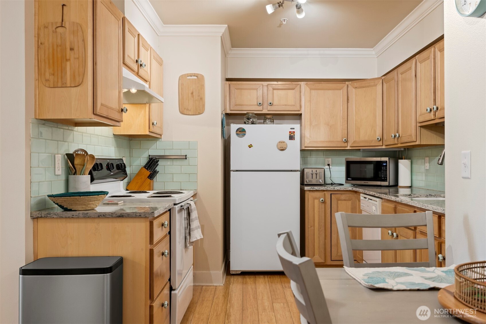 1001 North State Street, Unit 209 Bellingham, WA 98225 - Photo 9 of 33