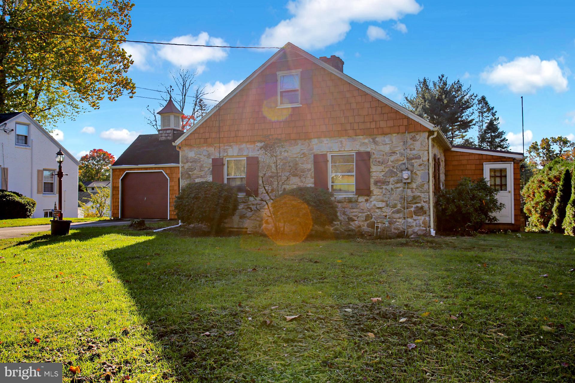 4701 Oley Turnpike Road Reading, PA 19606 - Photo 2 of 38