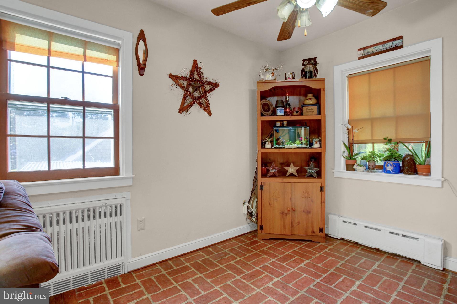 4701 Oley Turnpike Road Reading, PA 19606 - Photo 6 of 38