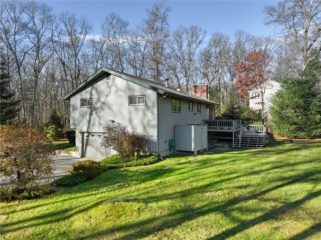 $650,000 | 11 Wendy Lane, South Kingstown, RI 02879