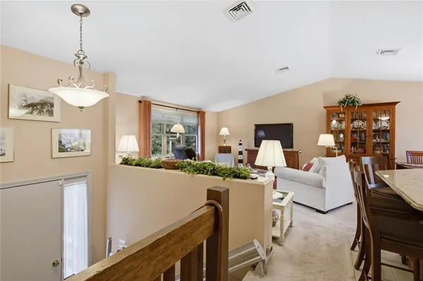 $630,000 | 11 Wendy Lane, South Kingstown, RI 02879