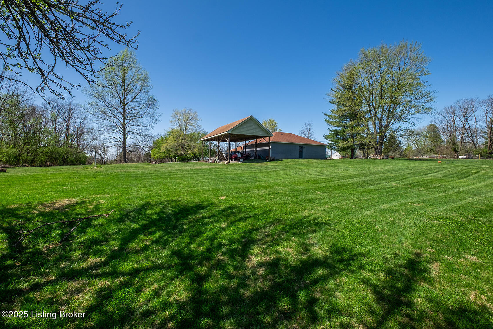 1215 Johnson Road Louisville, KY 40245 - Photo 67 of 68 Project_20250408_0095