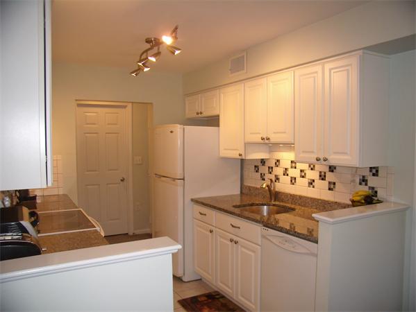 19 Beal's Cove Road, Unit B Hingham, MA 02043 - Photo 2 of 10 Gallery Image 2