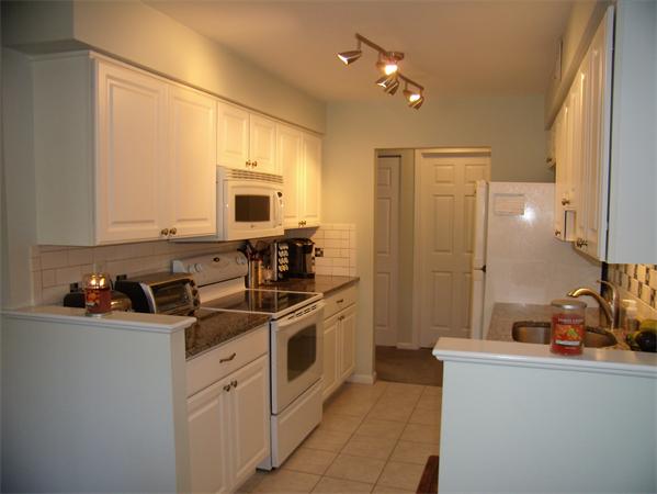 19 Beal's Cove Road, Unit B Hingham, MA 02043 - Photo 3 of 10 Gallery Image 3