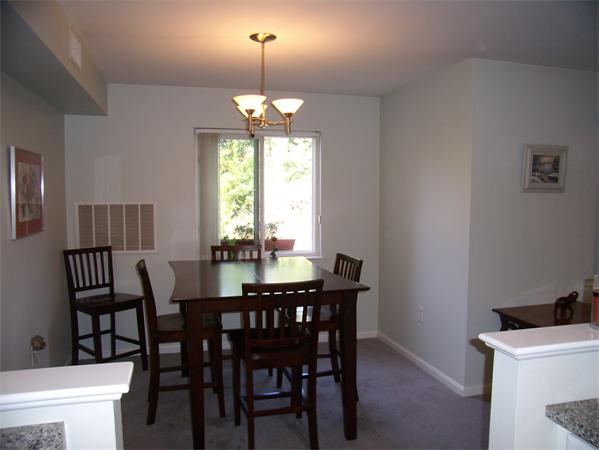 19 Beal's Cove Road, Unit B Hingham, MA 02043 - Photo 4 of 10 Gallery Image 4