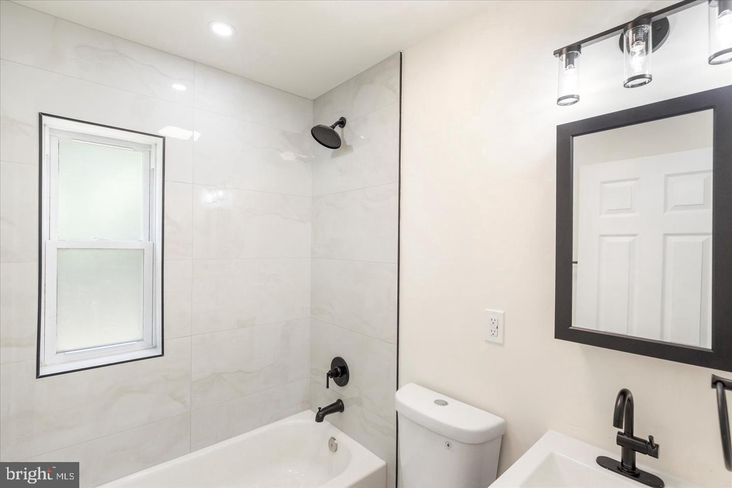 1306 Wilson Point Road Middle River, MD 21220 - Photo 15 of 22