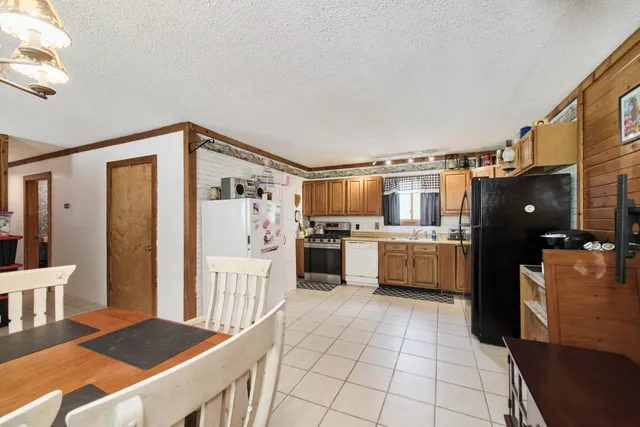 $189,900 | 925 South High Bridge Road, Wellston, MI 49689