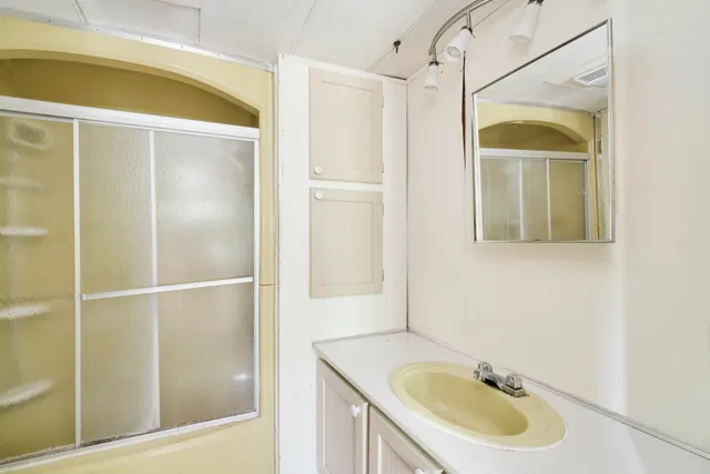 $189,900 | 925 South High Bridge Road, Wellston, MI 49689