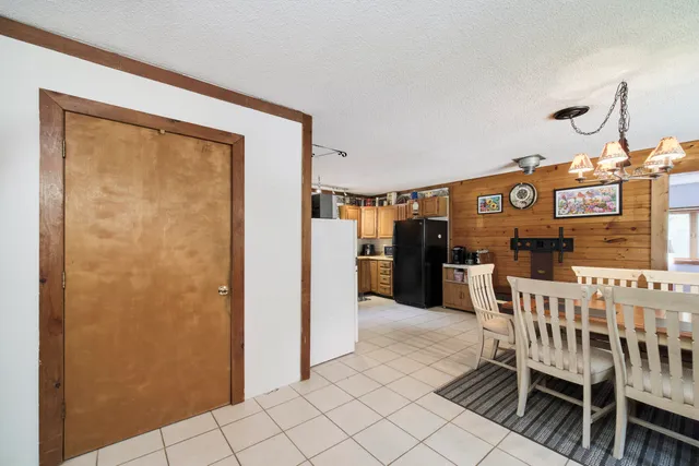 $189,900 | 925 South High Bridge Road, Wellston, MI 49689