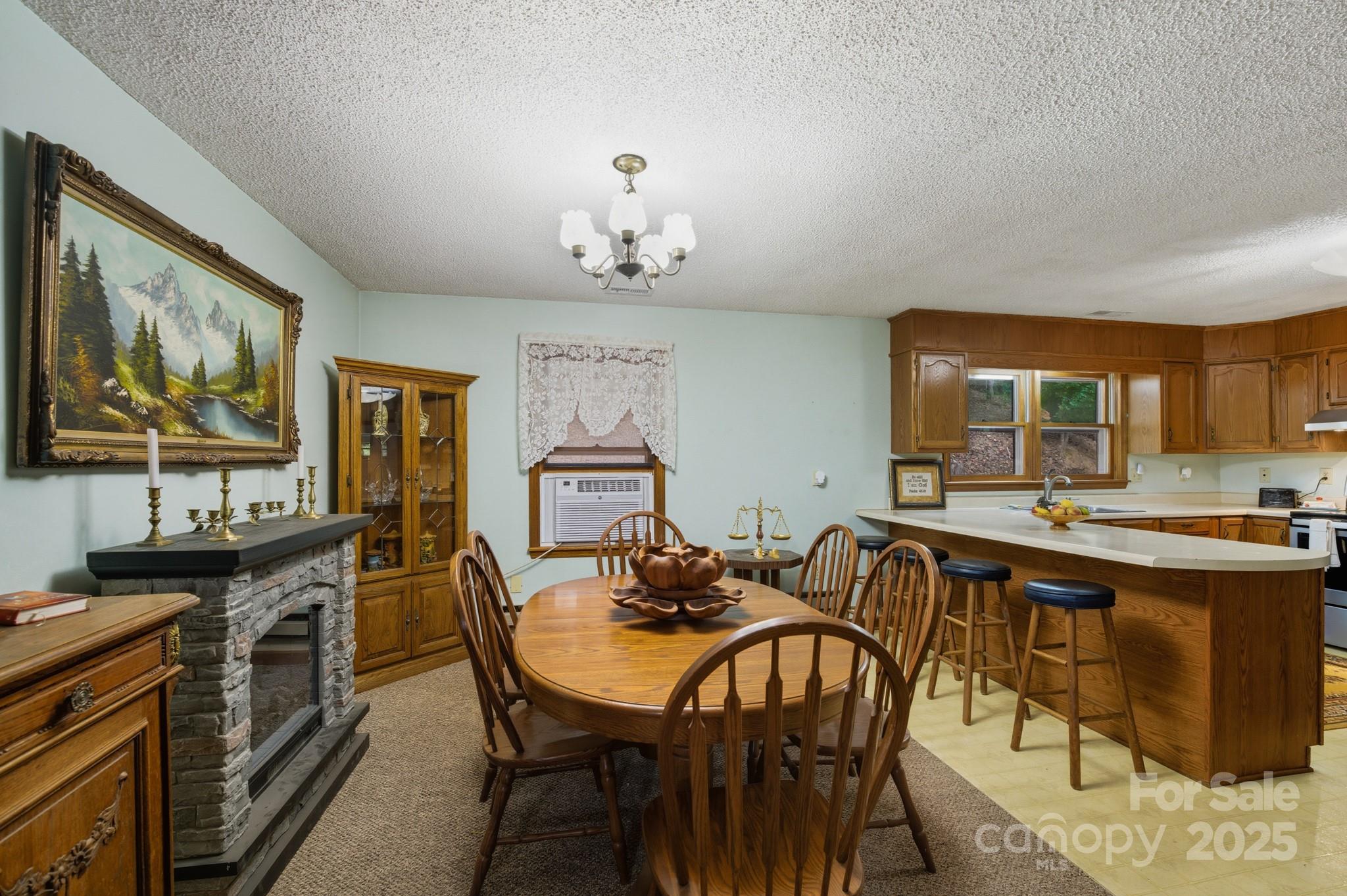 636 Maple Creek Road Rutherfordton, NC 28139 - Photo 4 of 17 a view of a dining room with furniture