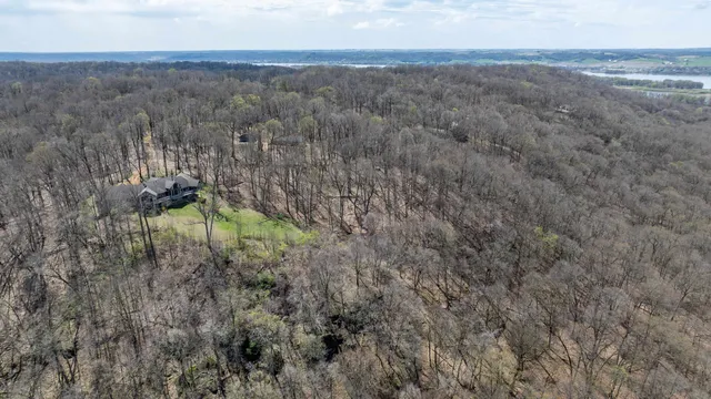 $799,000 | 8616 Fisher Road, Hanover, IL 61041