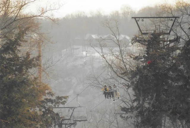 $799,000 | 8616 Fisher Road, Hanover, IL 61041