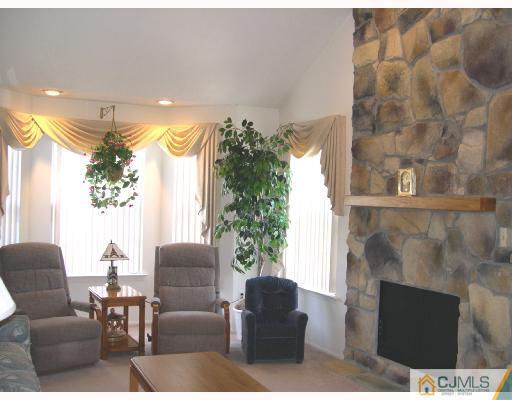 275 Nebula Road Piscataway, NJ 08854 - Photo 5 of 10