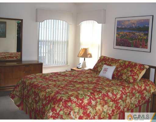 275 Nebula Road Piscataway, NJ 08854 - Photo 7 of 10
