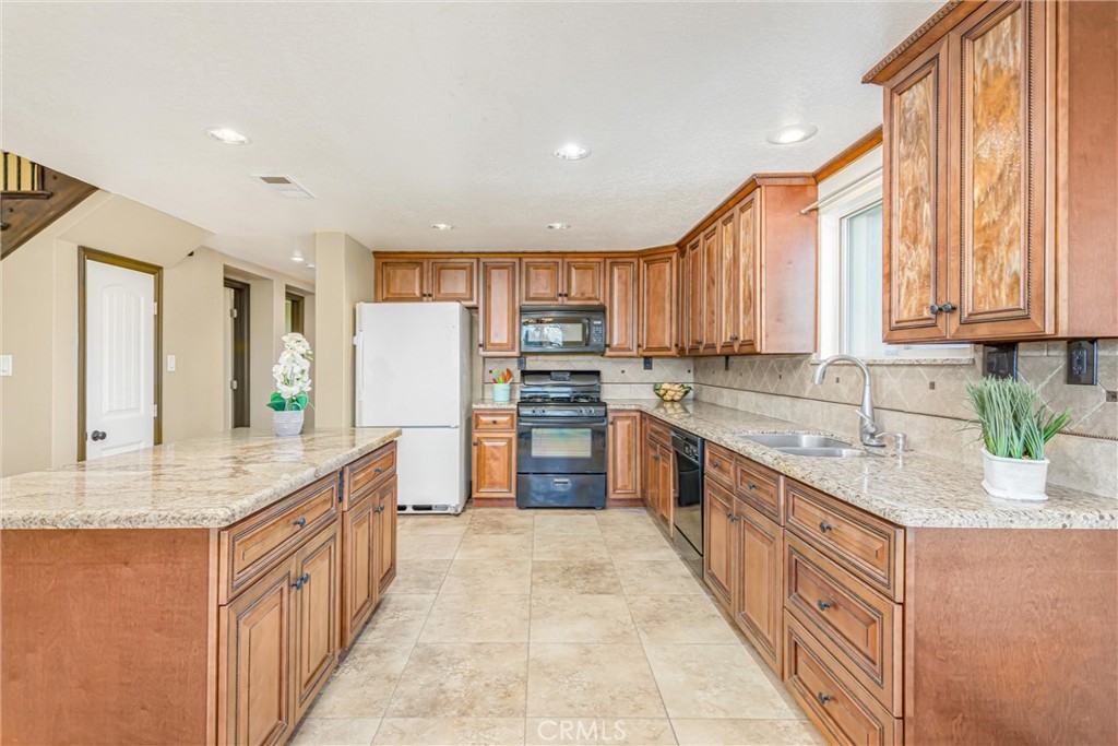 35131 Wildwood Canyon Road Yucaipa, CA 92399 - Photo 10 of 48