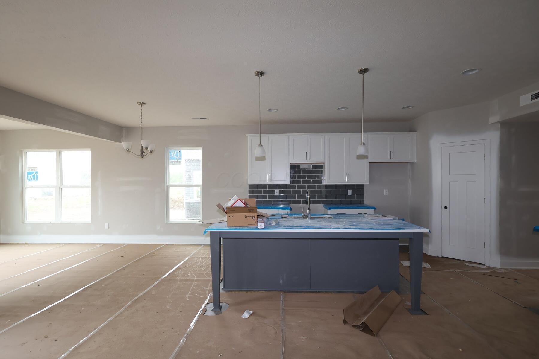 5735 Valleydale Road Powell, OH 43065 - Photo 7 of 18 Kitchen