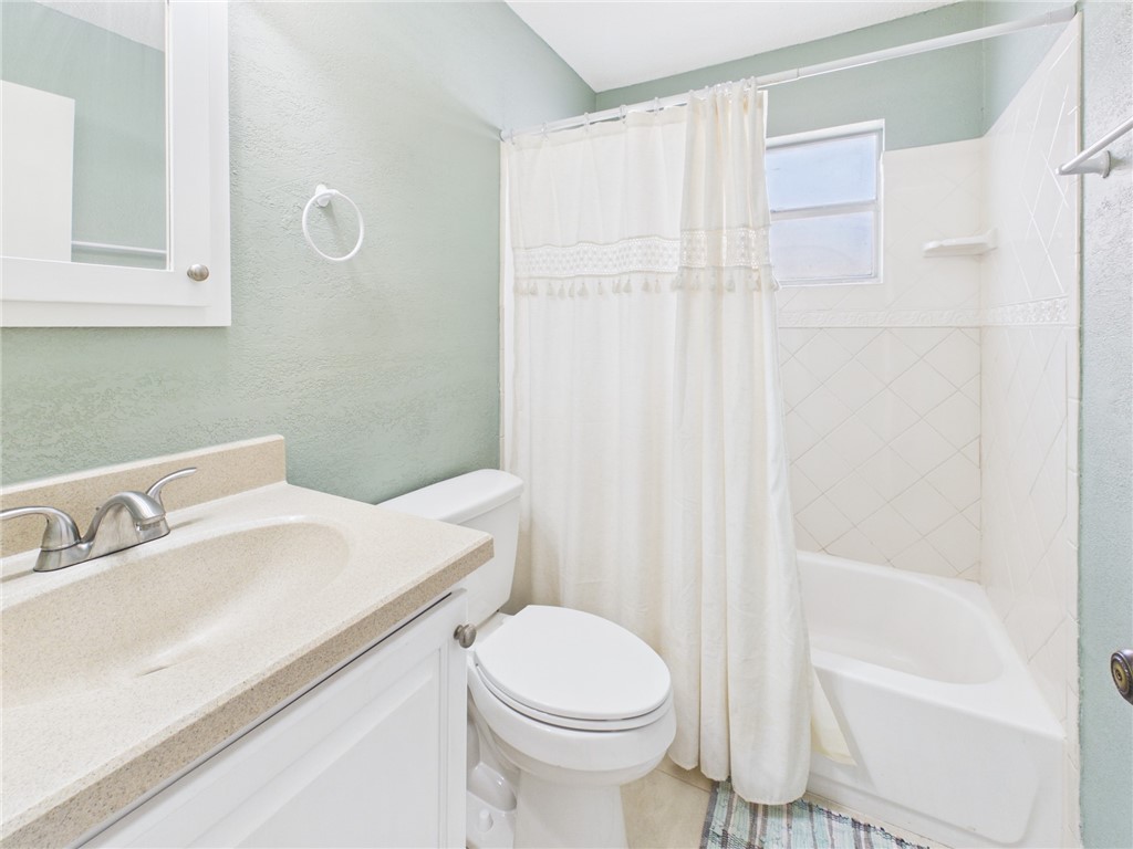 741 Smith Street Sebastian, FL 32958 - Photo 10 of 17