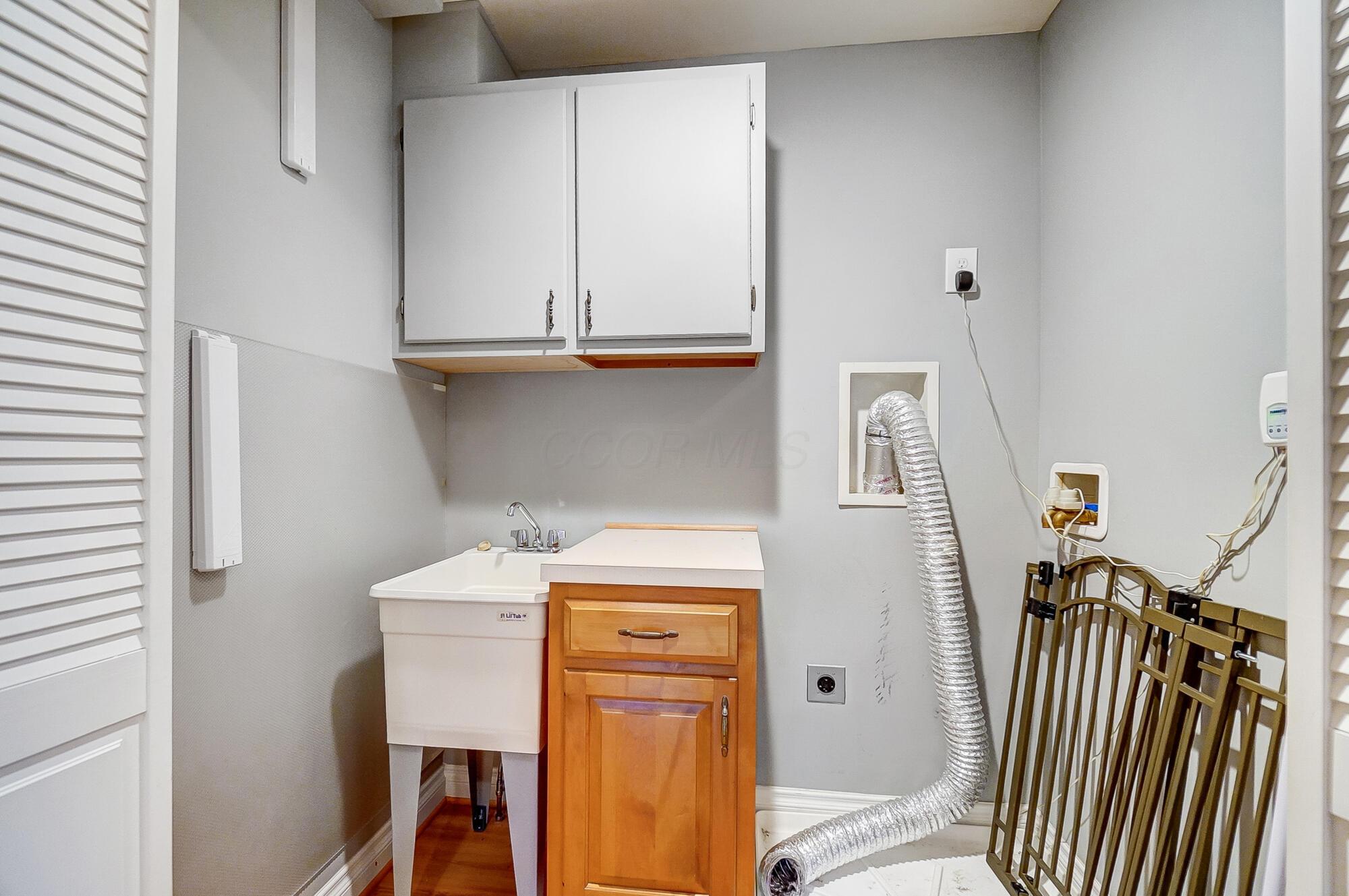 2709 Berwyn Road Columbus, OH 43221 - Photo 33 of 67 033