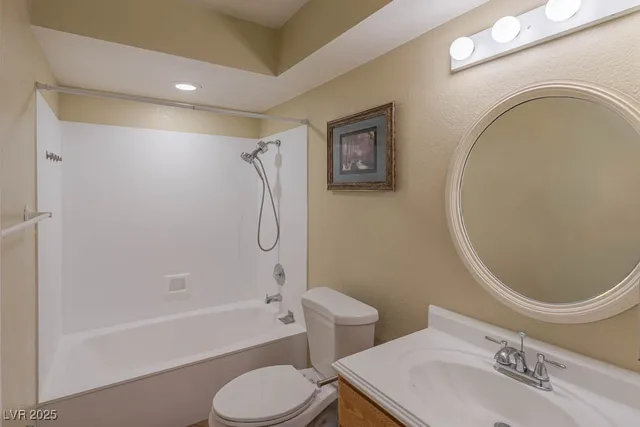 $1,650 | 1400 Santa Margarita Street, Unit B, Las Vegas, NV 89146