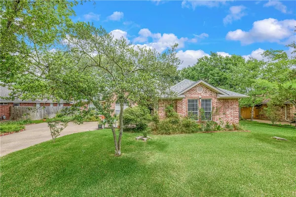 $3,000 | 4605 Double Eagle Court, College Station, TX 77845