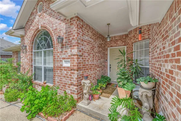 $3,000 | 4605 Double Eagle Court, College Station, TX 77845