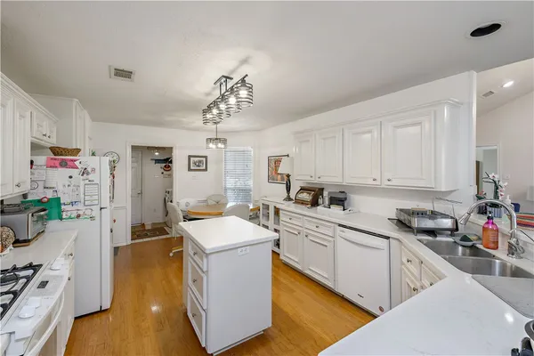 $3,000 | 4605 Double Eagle Court, College Station, TX 77845