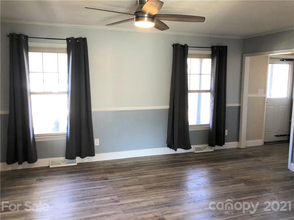 2116 Joe Road Statesville, NC 28625 - Photo 6 of 38 Gallery Image 6