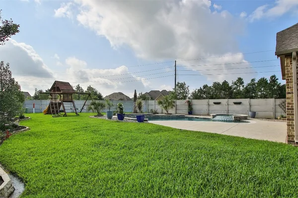 $5,250 | 13627 Tangle Branch Drive, Tomball, TX 77377