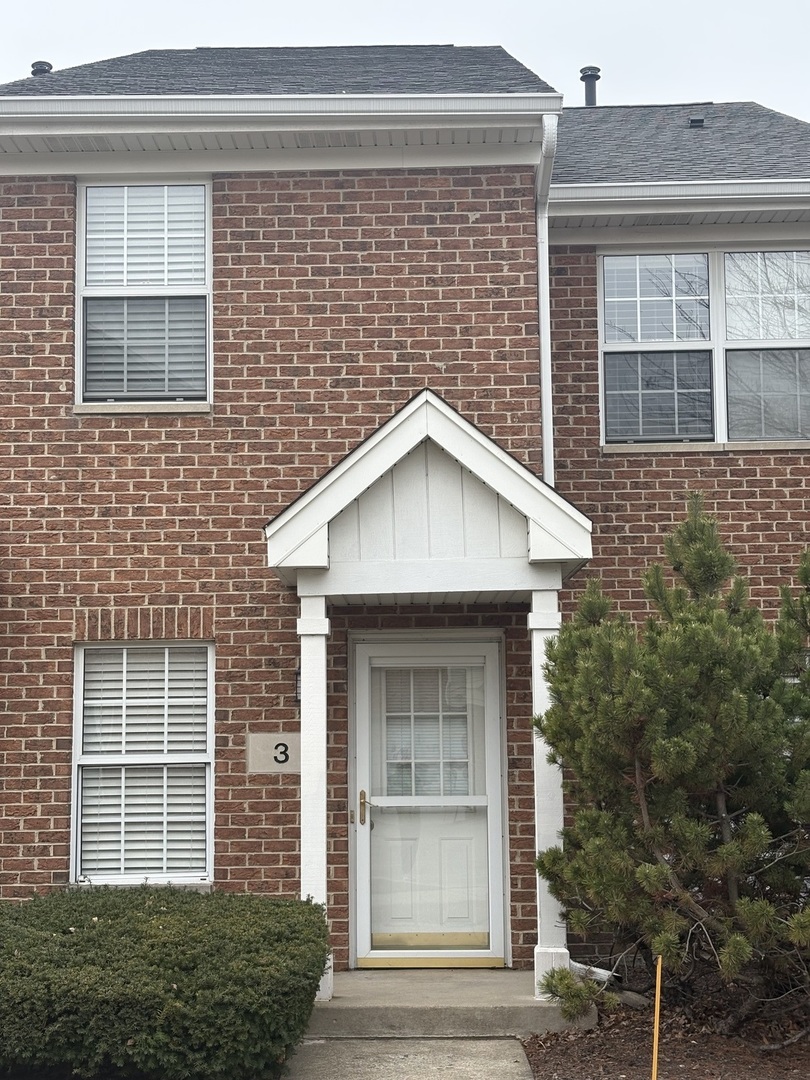 3 Charlotte Circle Elmhurst, IL 60126 - Photo 1 of 1