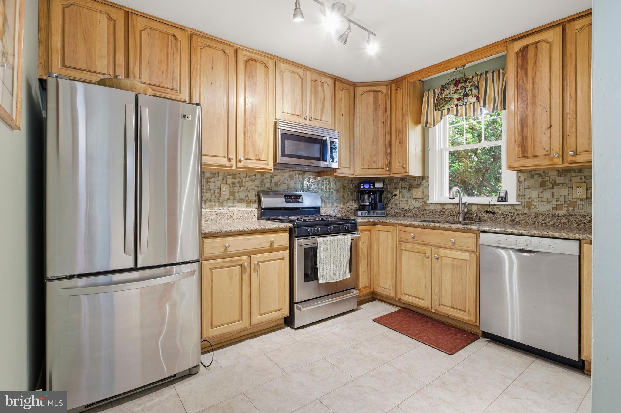 43 Lownes Lane Springfield, PA 19064 - Photo 12 of 32