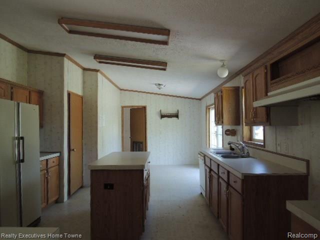871 Allen Road Smiths Creek, MI 48074 - Photo 10 of 13 FHA Case # 261-950848 Kitchen.jpg