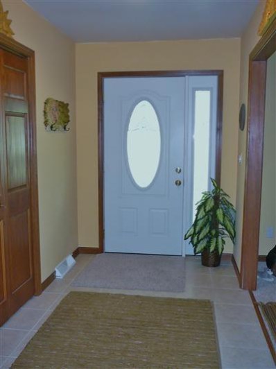 9815 Rustic Drive Demotte, IN 46310 - Photo 5 of 10 398x532