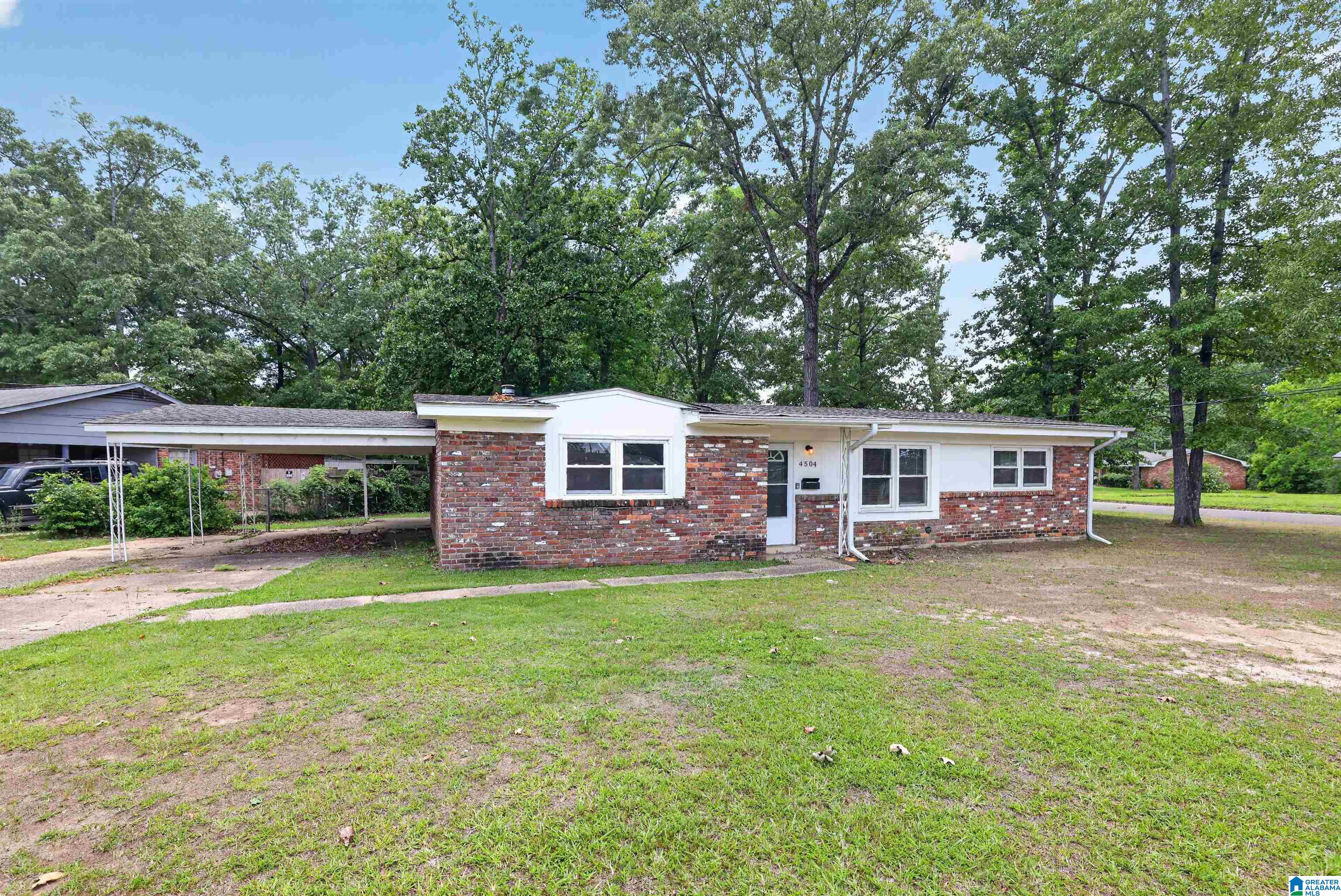 4504 Delray Road Montgomery, AL 36116 - Photo 3 of 32
