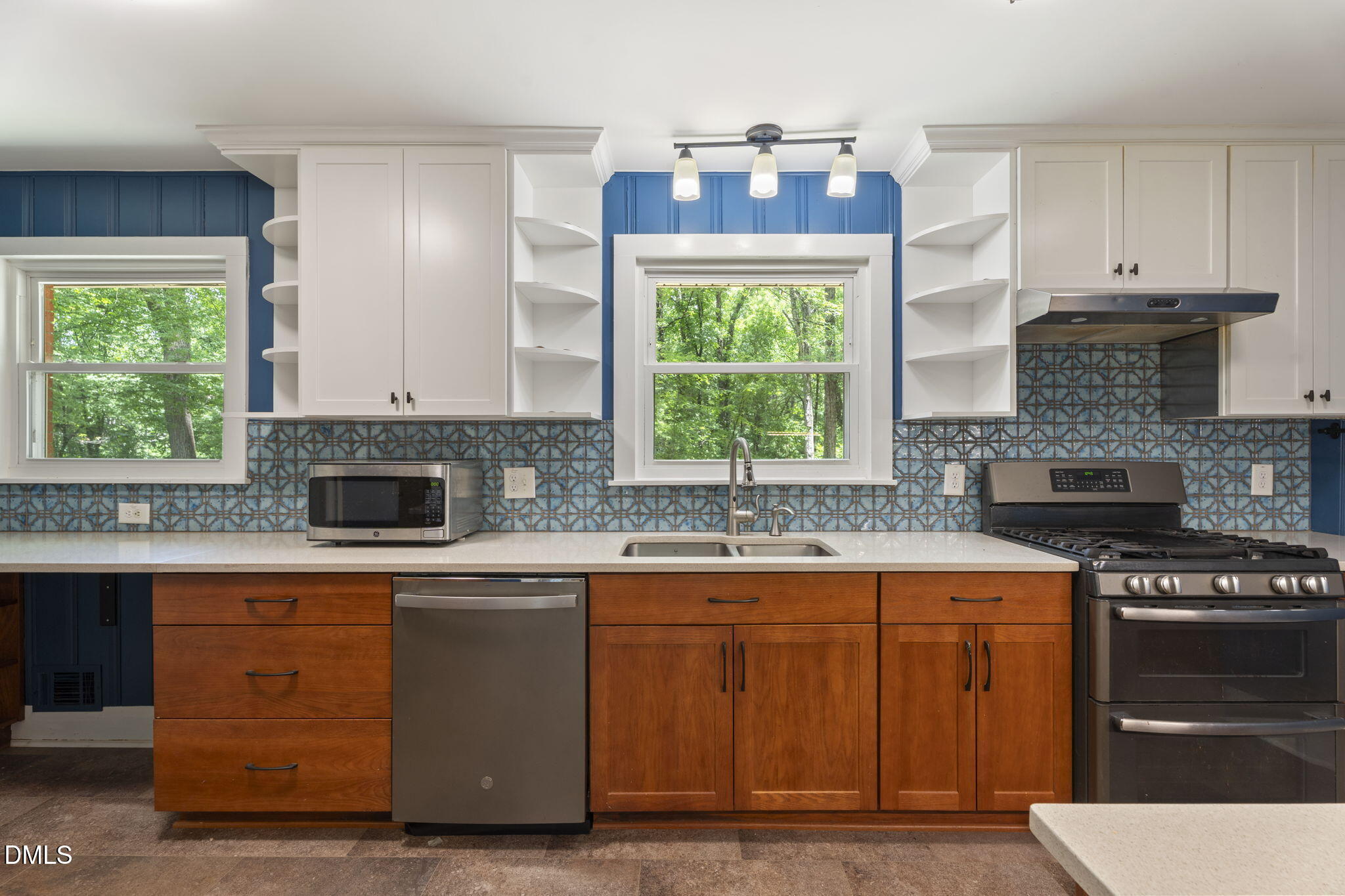 4419 Laurel Hills Road Raleigh, NC 27612 - Photo 11 of 41