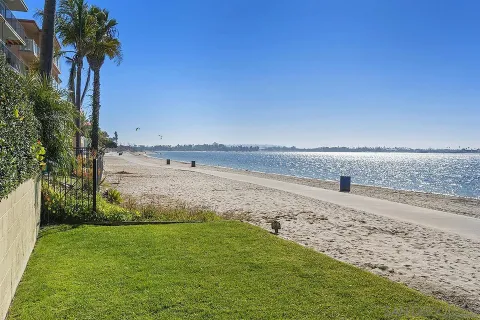 $3,655,000 | 3828 Riviera Drive, Unit 2B, San Diego, CA 92109
