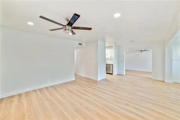 $3,300 | 4413 West Rogers Avenue, Tampa, FL 33611