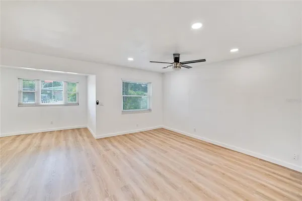 $3,300 | 4413 West Rogers Avenue, Tampa, FL 33611