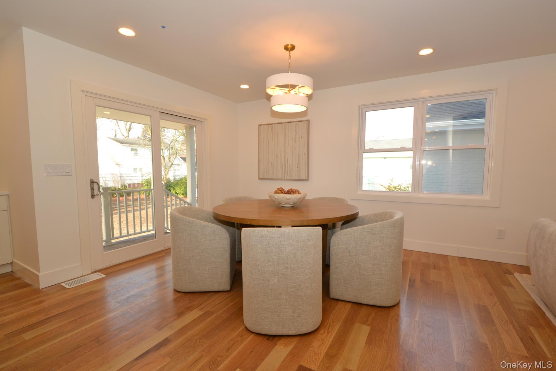 188 Ralph Avenue Babylon, NY 11702 - Photo 12 of 36