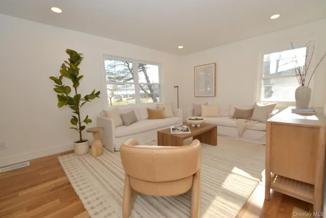 $1,049,000 | 188 Ralph Avenue, Babylon, NY 11702