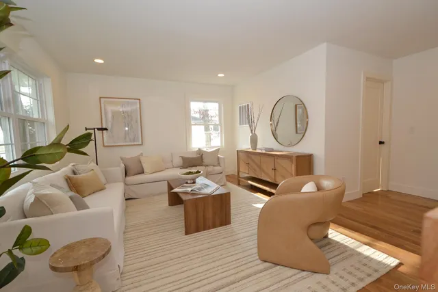 $1,049,000 | 188 Ralph Avenue, Babylon, NY 11702